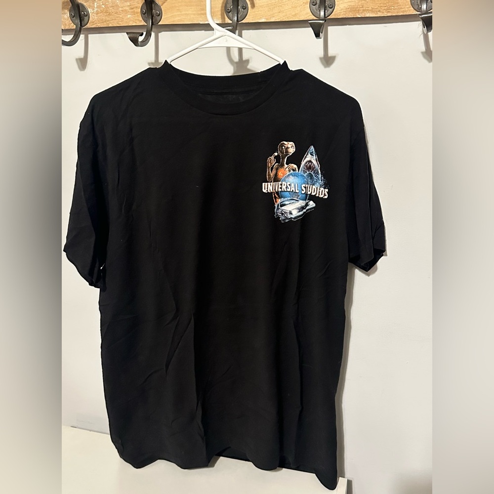 Universal Studios E.T, Back To The Future, And Jaws Unisex T-Shirt Size Large